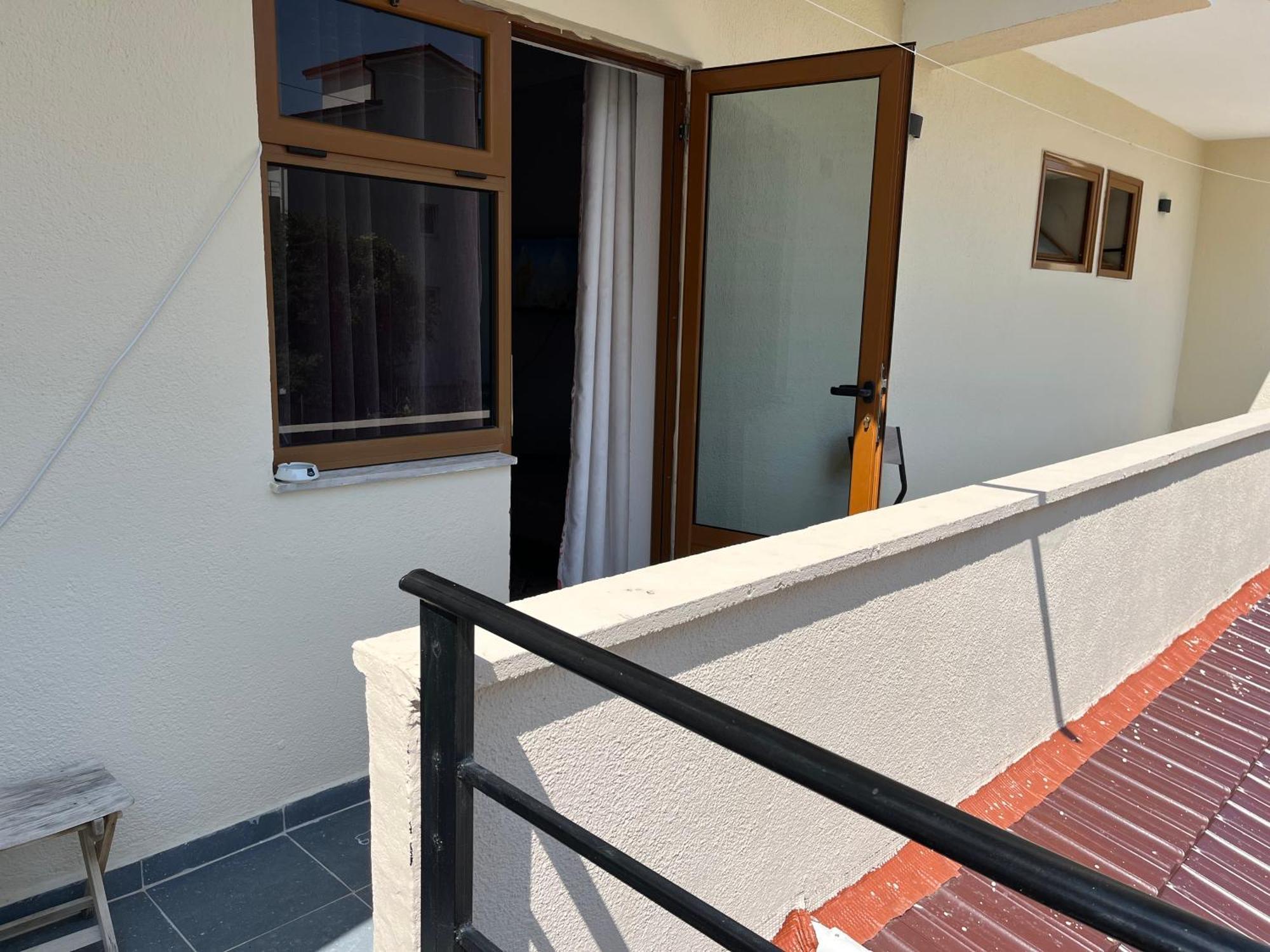 Rent Rooms,pogradec